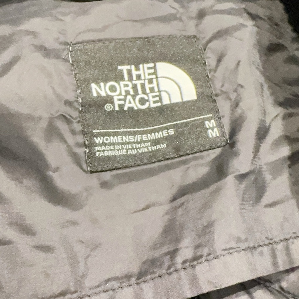 The North Face Thermoball Eco-Hooded Parka II Lightweight Puffer - Picture 11 of 15